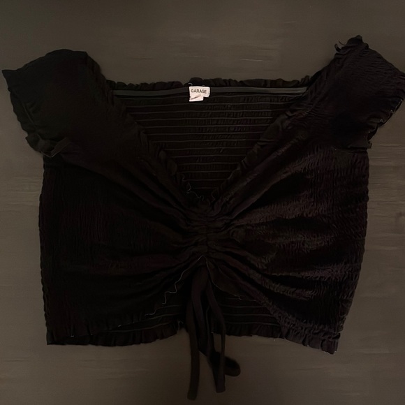 Capped sleeves crop top - Picture 1 of 3